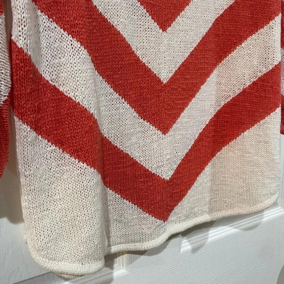 Chicos Womens Sweater 1 Small Chevron Stripe Coral Salmon Ivory Roll-Tab Dolman - Picture 9 of 10